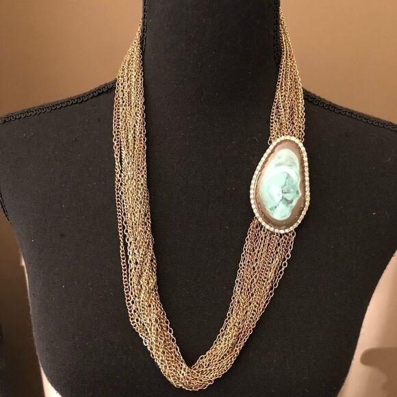 💝Statement Necklace or $15 Bundle and save - Picture 1 of 2
